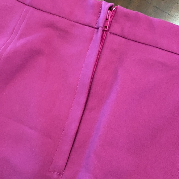 ⭕️Sold⭕️Vince Camuto purple mini skirt - Picture 3 of 4